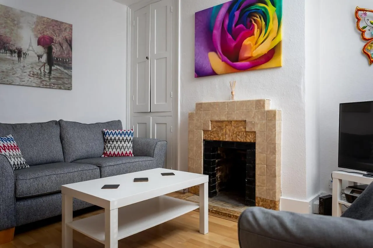 Holiday home Market Street 5 Min Walk To Town Centre Cheltenham United Kingdom