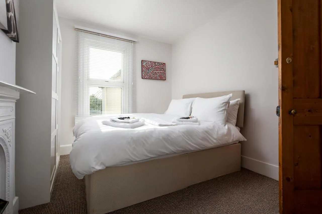 Market Street 5 Min Walk To Town Centre Cheltenham Holiday home