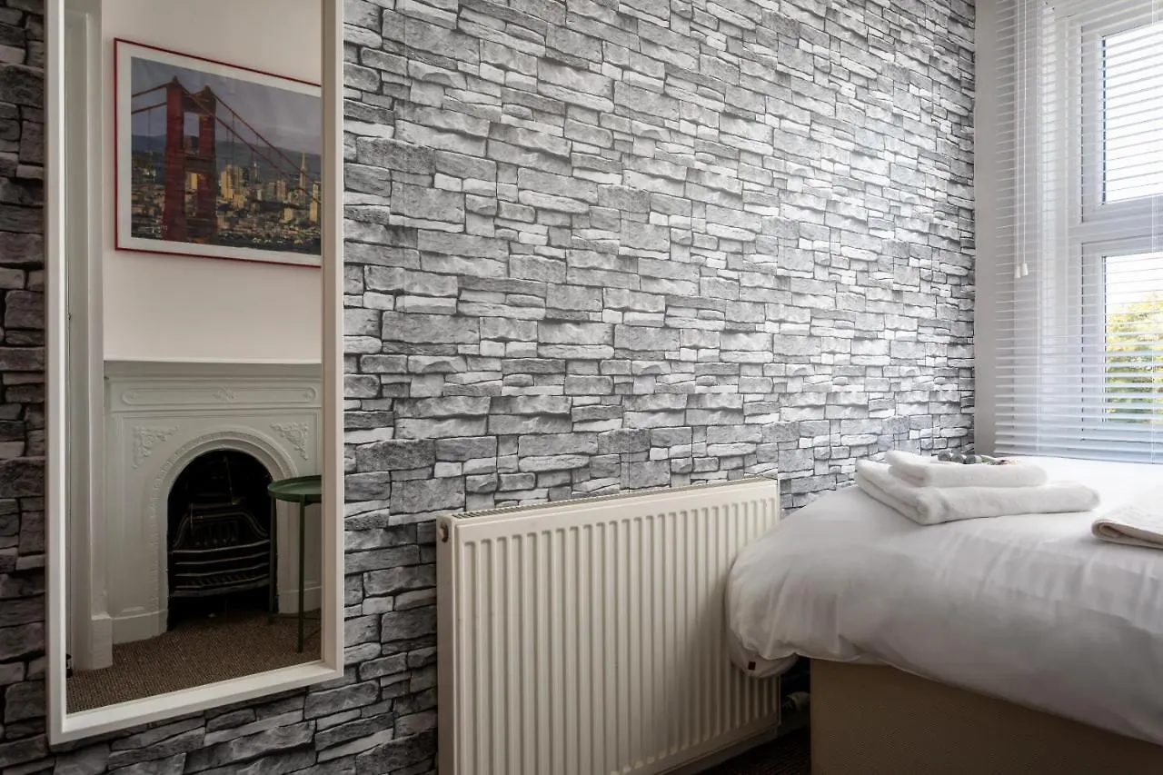 Market Street 5 Min Walk To Town Centre Cheltenham Holiday home