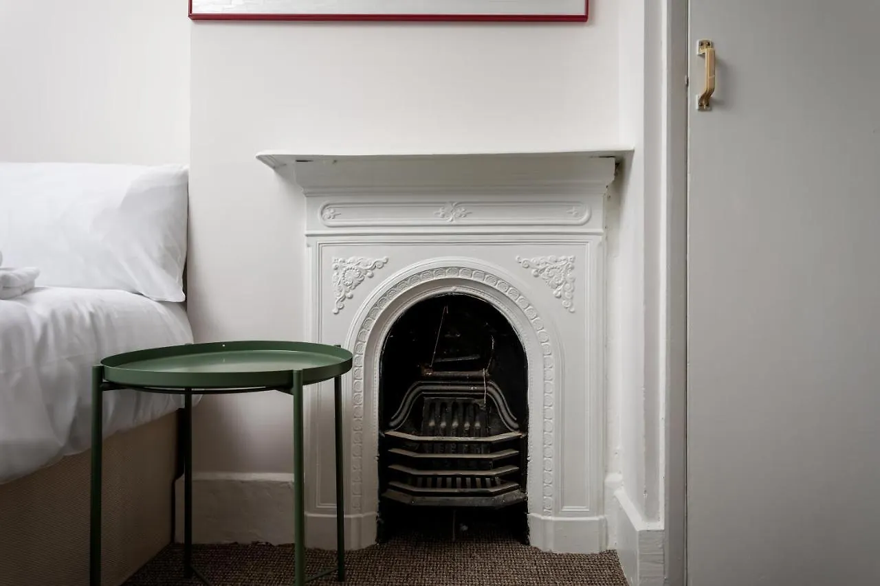 Market Street 5 Min Walk To Town Centre Cheltenham United Kingdom